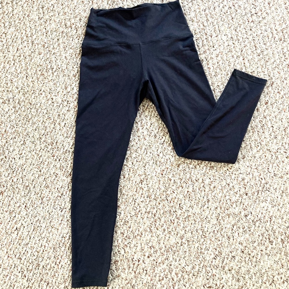 Born Primitive charcoal grey Lg scrunch leggings CrossFit Yoga Fitness Booty